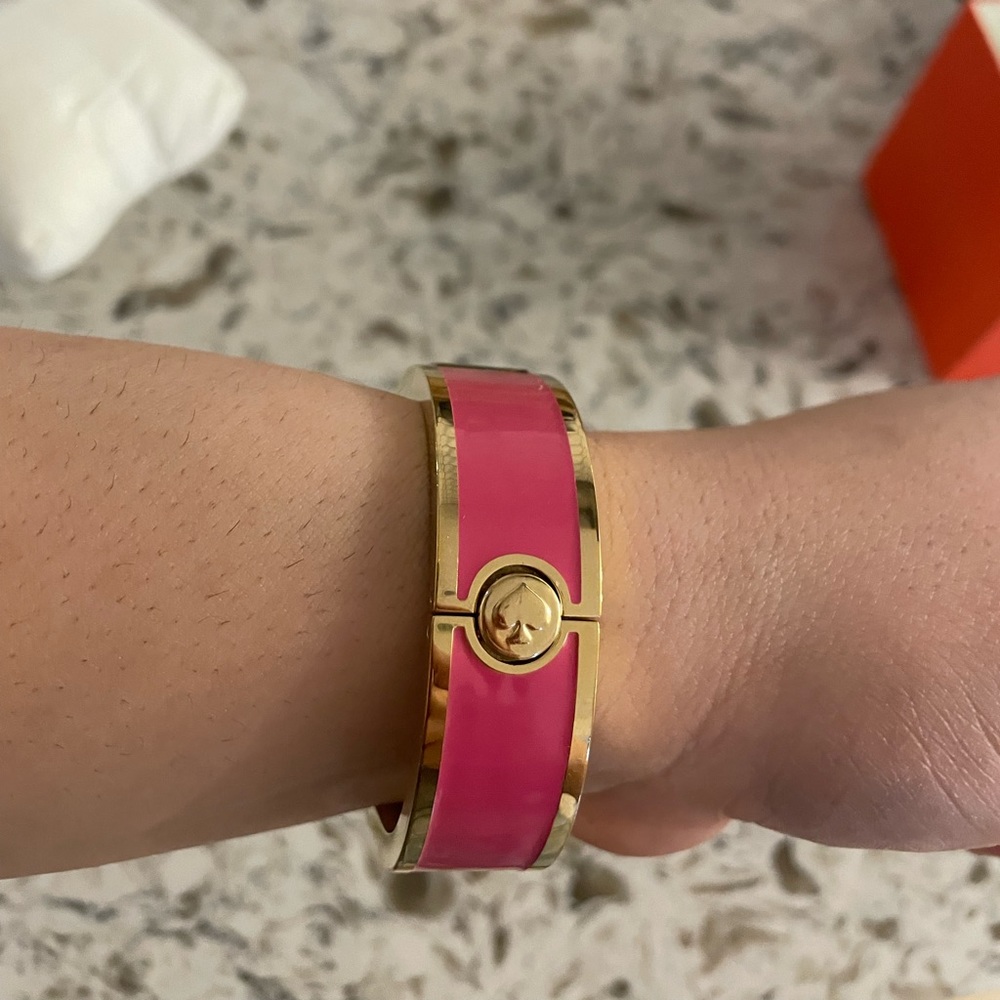 Kate Spade Bangle Watch - Picture 3 of 10